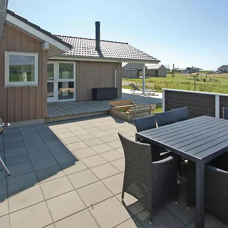 Holiday home Gorgeous In Haderslev With Kitchen